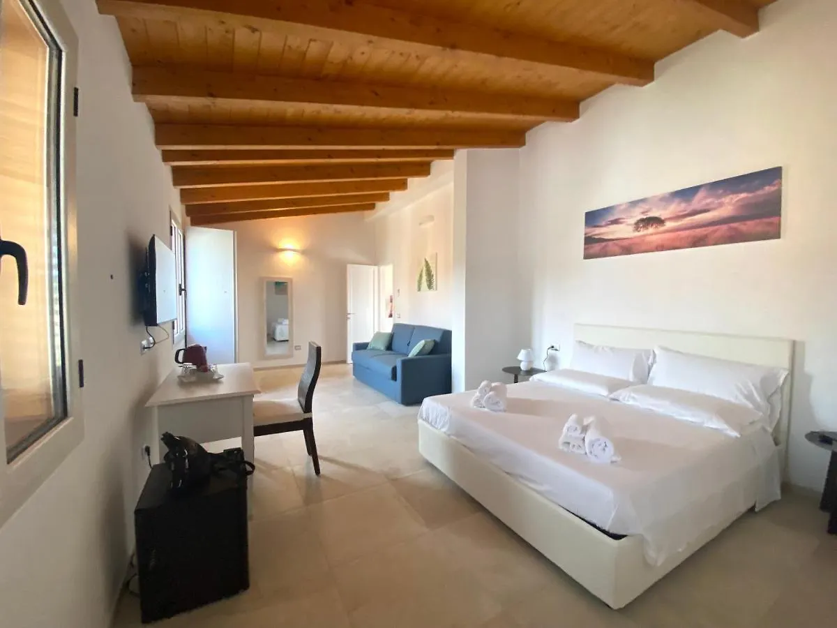 סאן תאודורו Punto Zero Rooms 0*, סאן תאודורו איטליה