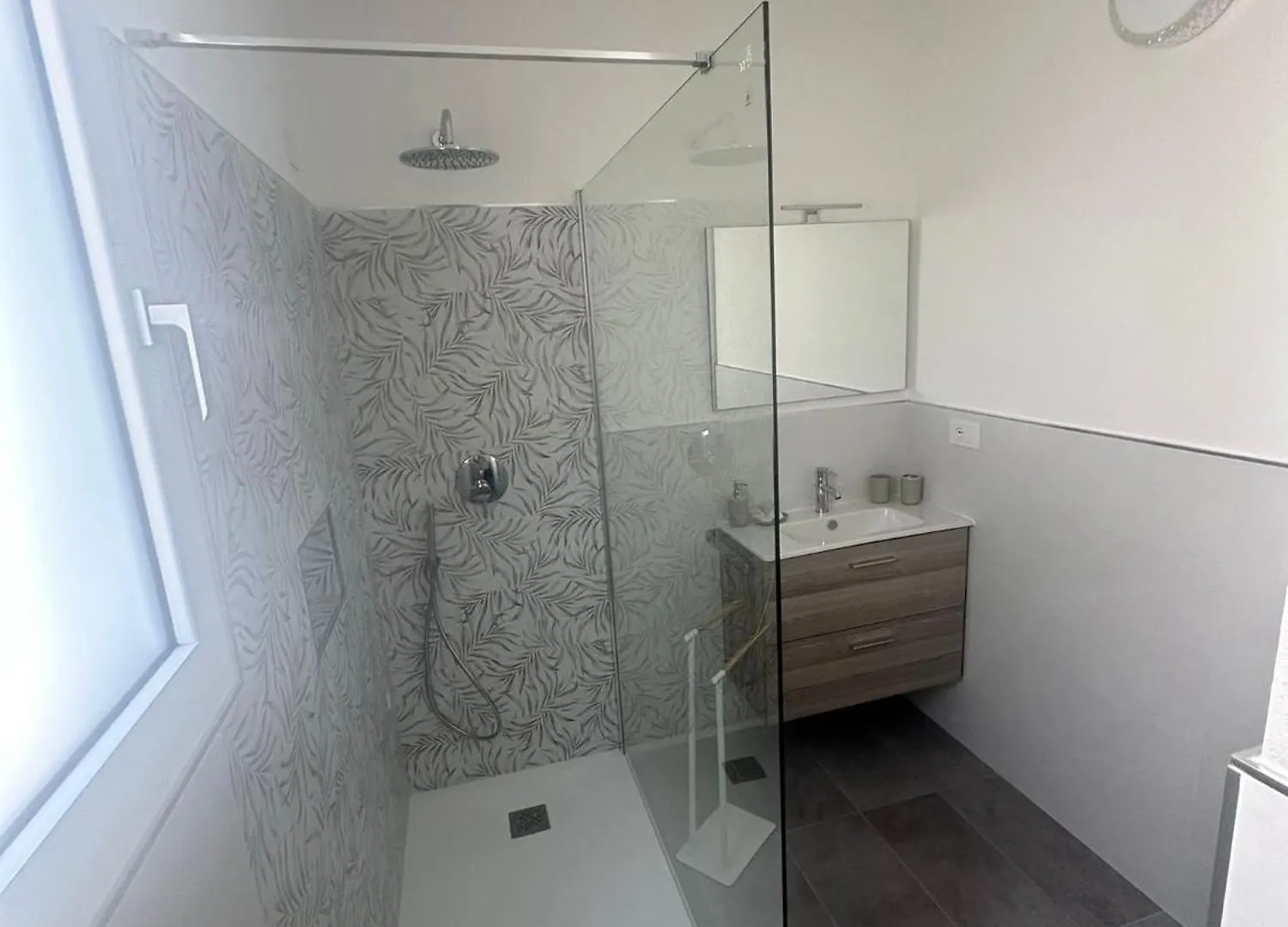סאן תאודורו Punto Zero Rooms 0*, סאן תאודורו איטליה
