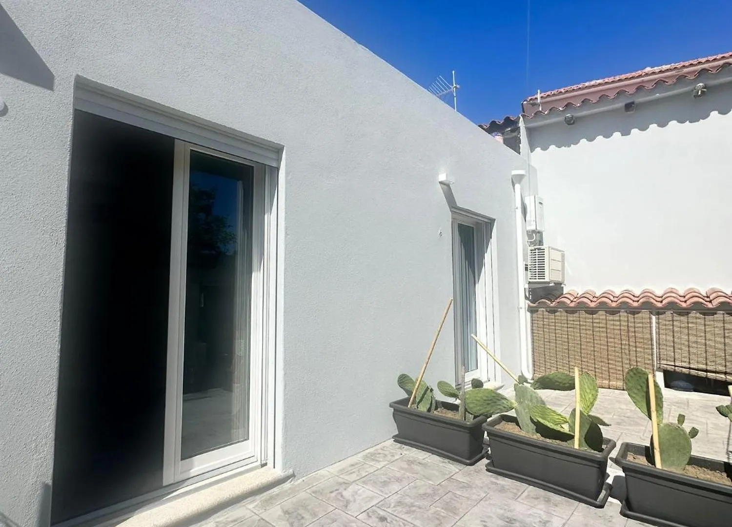 Punto Zero Rooms San Teodoro  Guest house