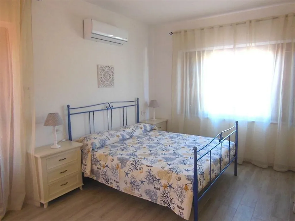 Punto Zero Rooms San Teodoro  Italy